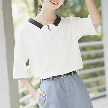 2023 Новая летняя мода, корейская версия, свободного кроя, в стиле колледжа, с V-образным вырезом и пуговицами, Повседневная минималистичная женская футболка с короткими рукавами